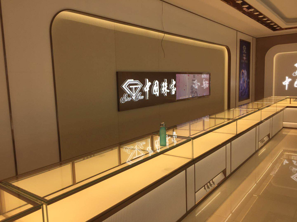 珠寶展柜的店面平面布局方式有哪些？