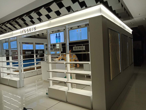 珠寶首飾展柜用戶都喜歡用定制嗎？